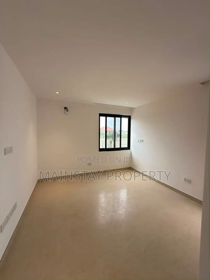 4bdrm House in Mainstay Estates, East Legon for sale
