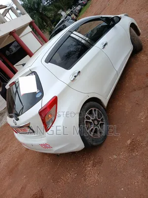 Toyota Vitz 2013 White