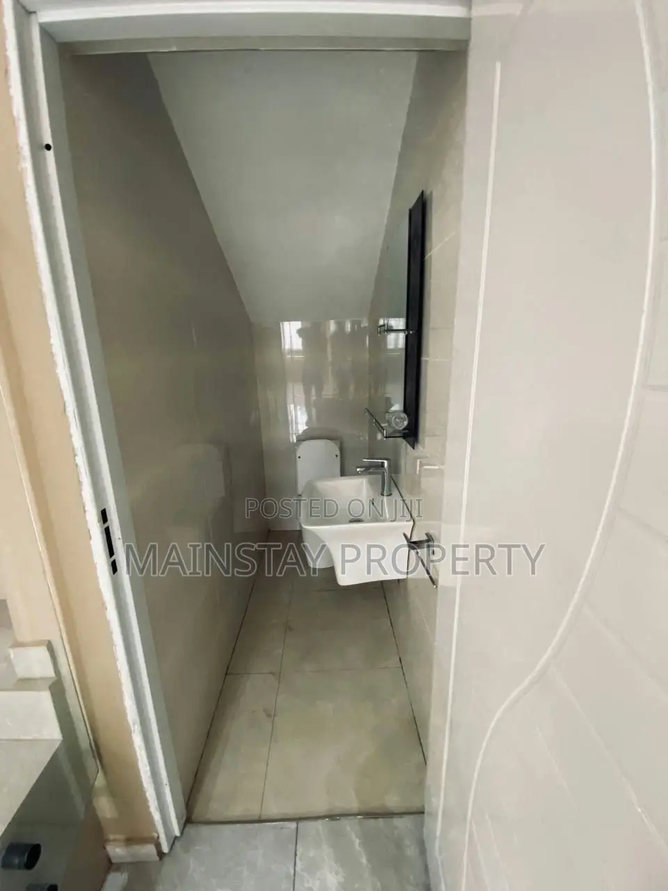 3bdrm Apartment in Mainstay Estates, Haatso for rent