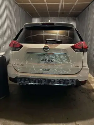 Nissan Rogue SV AWD 2017 White