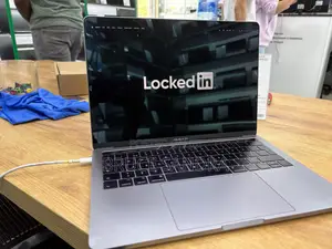 Laptop Apple MacBook Pro 16GB Intel Core i5 SSD 512GB