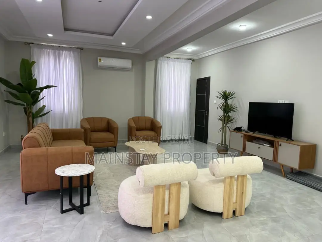 4bdrm Townhouse / Terrace in Mainstay Estates, Labone for rent