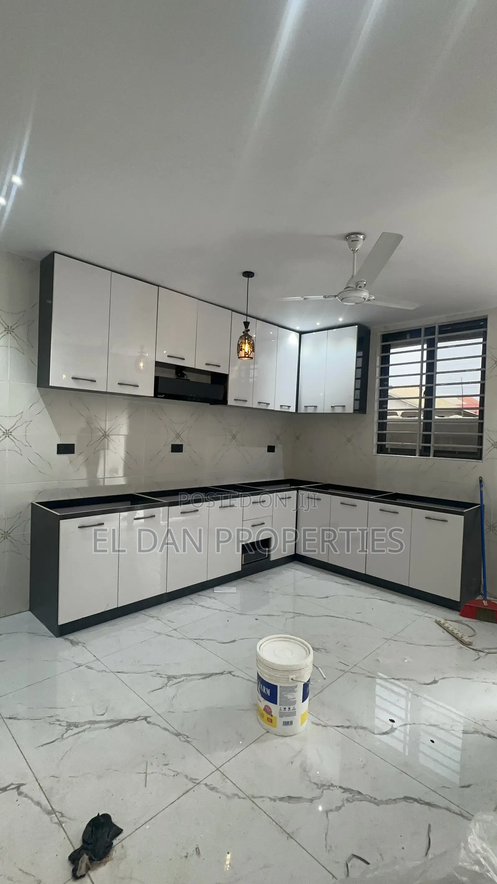 4bdrm Duplex in Buobai - Asokore, Kumasi Metropolitan for sale
