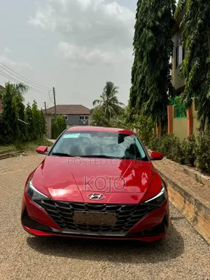Hyundai Elantra 2021 Red