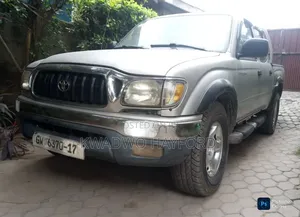 Toyota Tacoma 2005 Silver