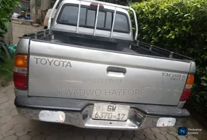 Toyota Tacoma 2005 Silver