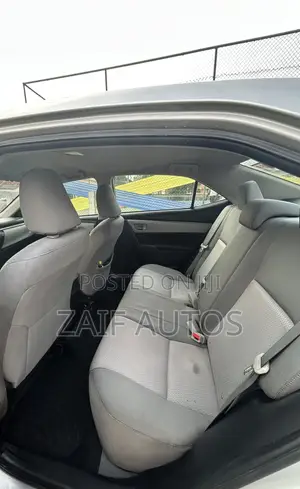 Toyota Corolla L 4dr Sedan (1.8L 4cyl 4A) 2014 Silver