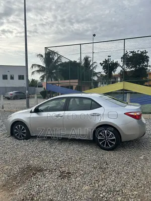 Toyota Corolla L 4dr Sedan (1.8L 4cyl 4A) 2014 Silver