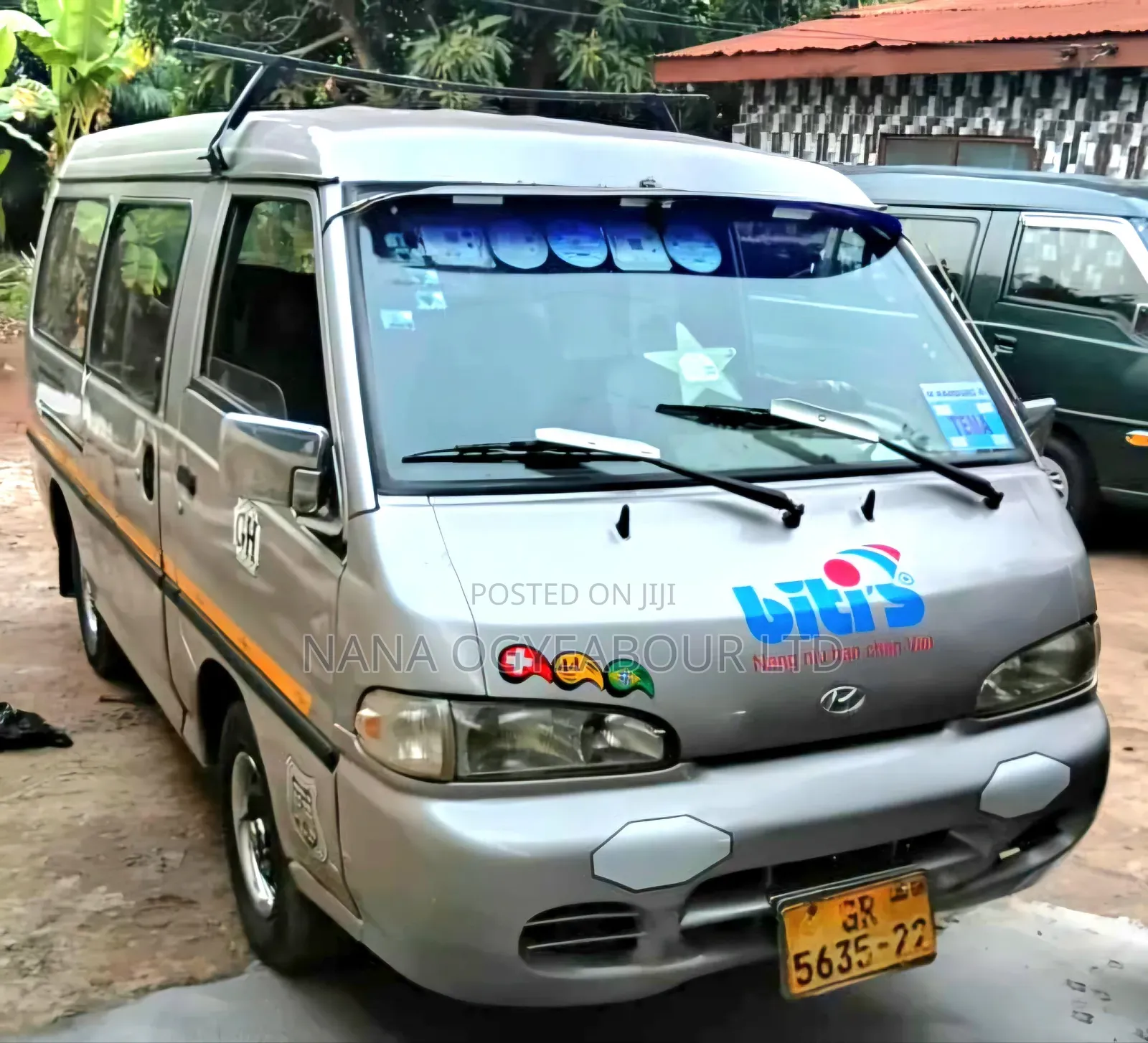 Hyundai H-100 2004 Yellow