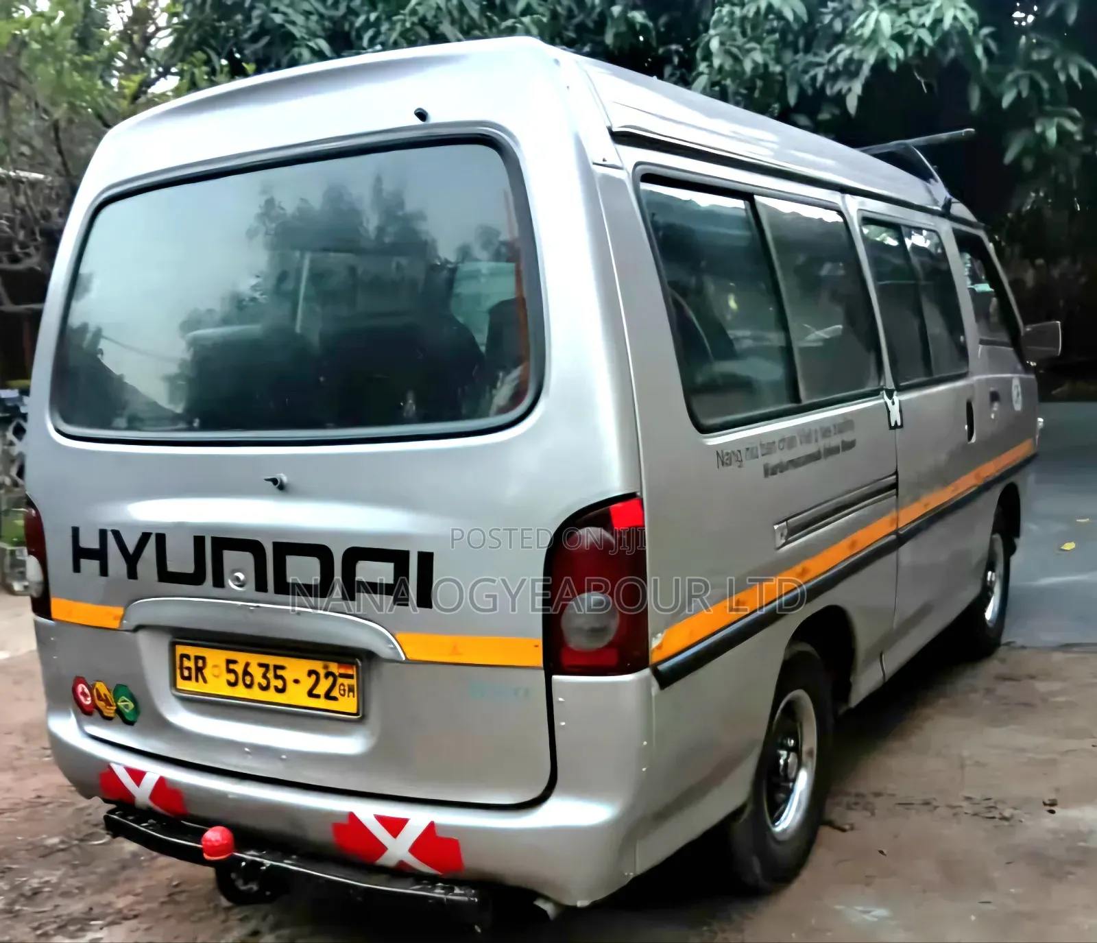 Hyundai H-100 2004 Yellow