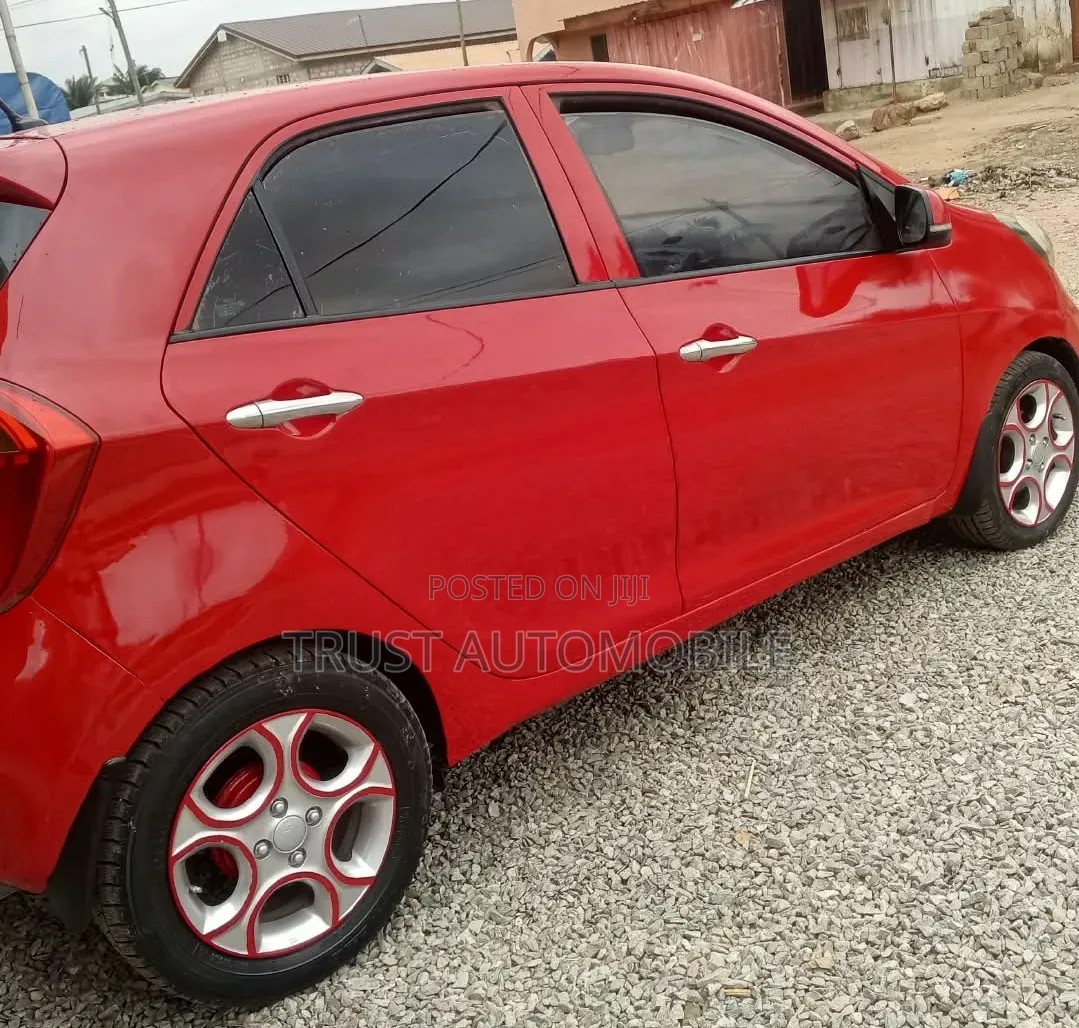Kia Morning 2012 Red