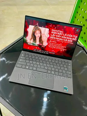 New Laptop Dell XPS 13 32GB Intel Core i7 SSD 1T