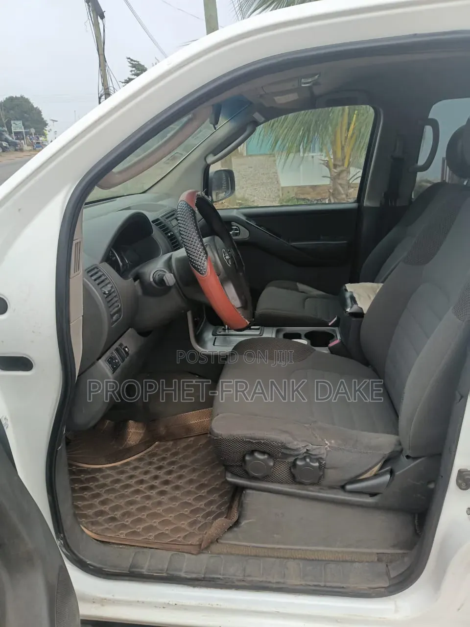 Nissan Pathfinder 2009 White