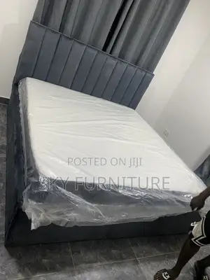 Line Line Queen Size Bed Frame With Mattress