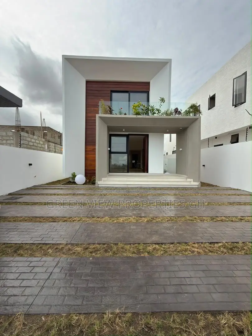 4bdrm Duplex in East Mamprusi for sale