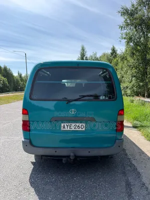 Toyota HiAce 1999 Green