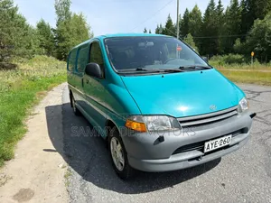Toyota HiAce 1999 Green