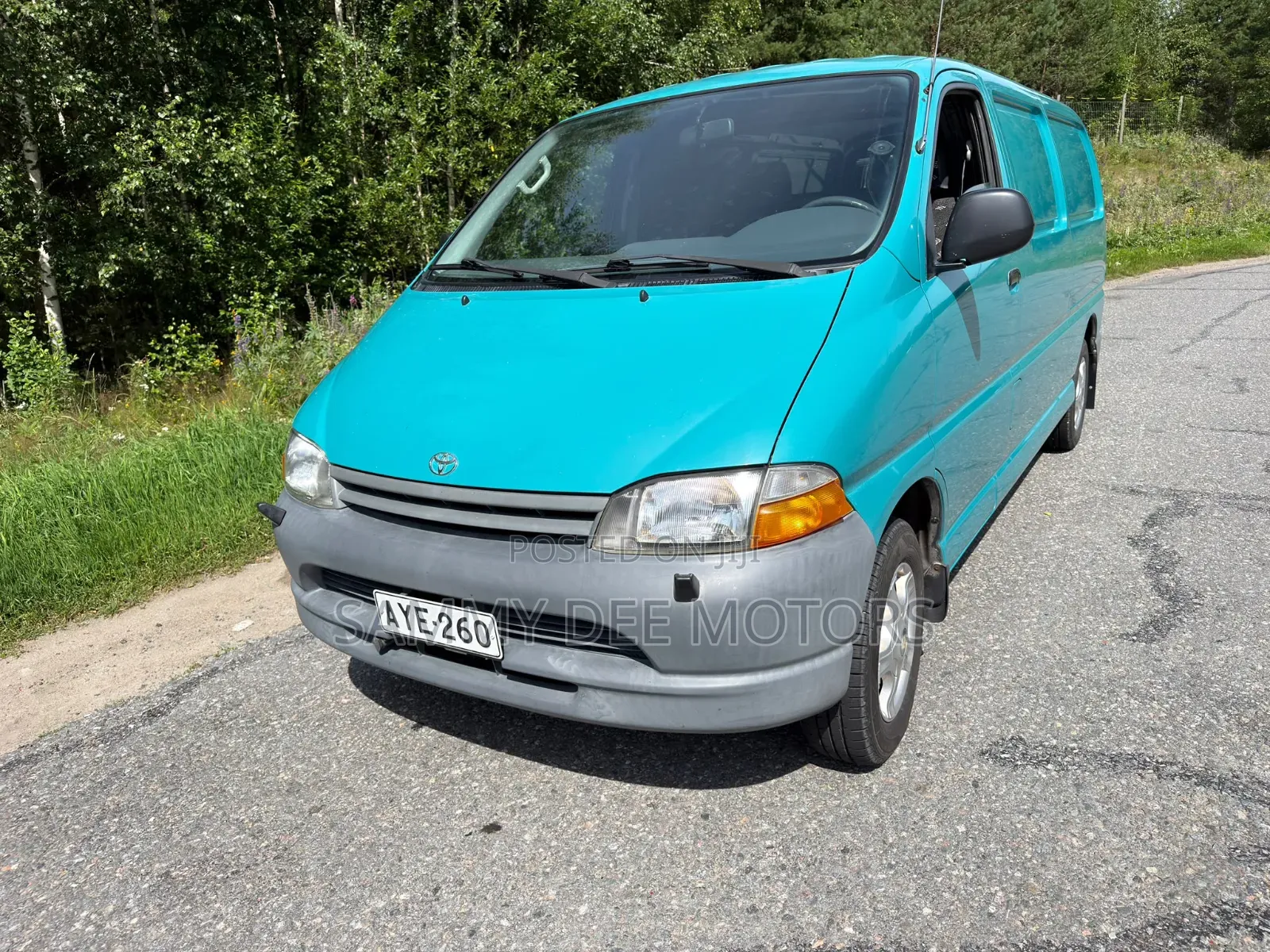 Toyota HiAce 1999 Green