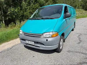 Toyota HiAce 1999 Green