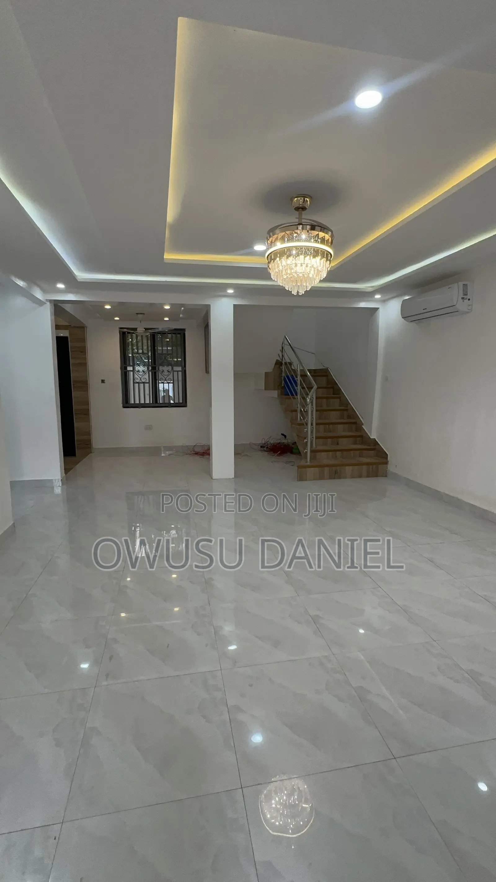 4bdrm Duplex in Parkoso Estate - for sale