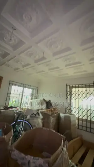 8bdrm House in Atonsu Kuwait, Kumasi Metropolitan for rent