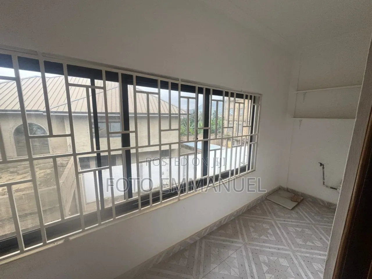2bdrm House in Pokuase for sale