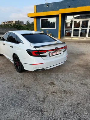 Honda Accord 2019 White