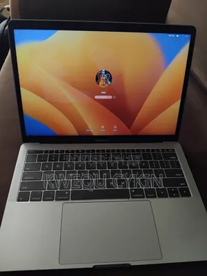 Laptop Apple MacBook Pro 2017 8GB Intel Core i5 SSD 256GB