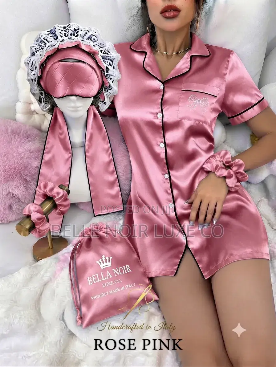 Chantilly Luxe
Sleep Set 
Your Bedtime Deserves a Little Luxury. 
