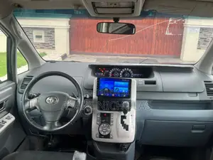 Toyota Voxy 2013 Black