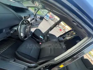 Toyota Voxy 2013 Black