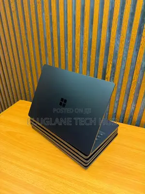 New Laptop Microsoft Surface Laptop 4 16GB Intel Core i5 SSD 256GB