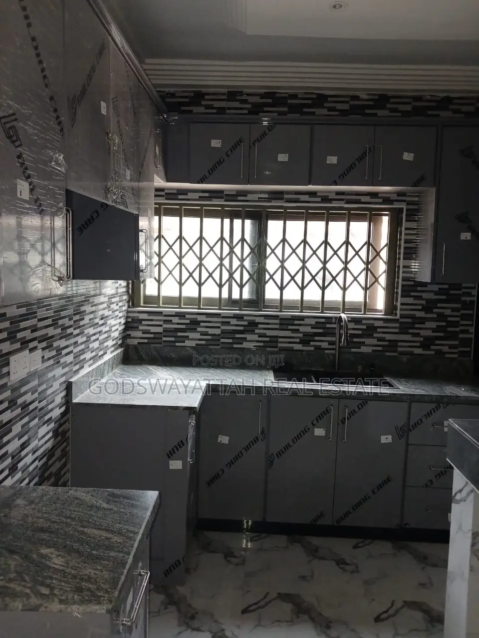 4bdrm House in East Legon, Adjiriganor for rent