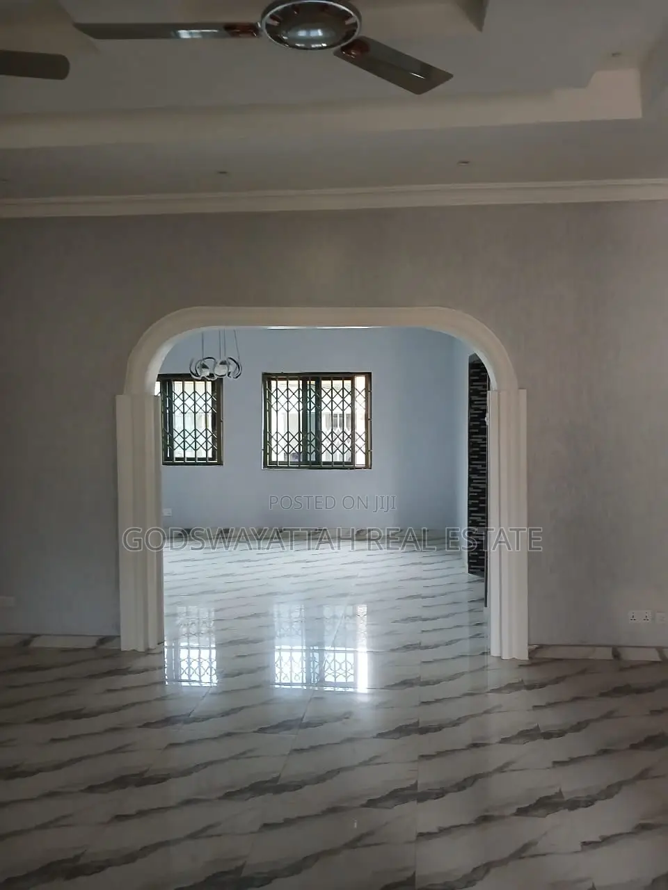 4bdrm House in East Legon, Adjiriganor for rent