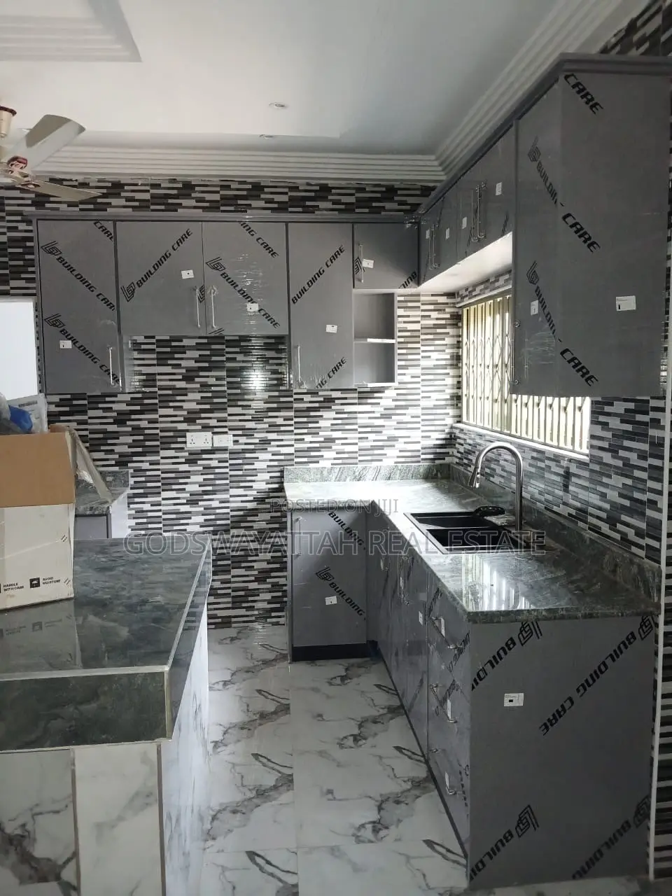 4bdrm House in East Legon, Adjiriganor for rent