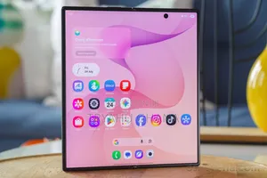 New Samsung Galaxy Z Fold8 Ultra 1 TB Graphite