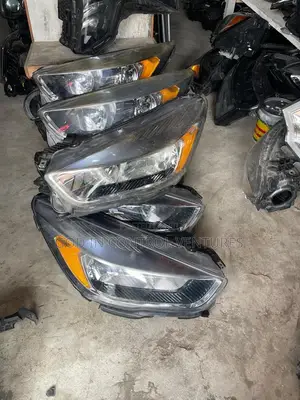 Ford Escape 2017/2018 Headlight