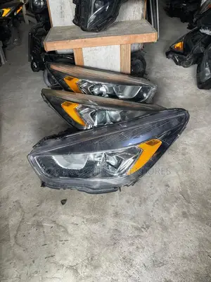 Ford Escape 2017/2018 Headlight