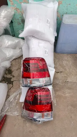 Land Cruiser 2016 Taillight