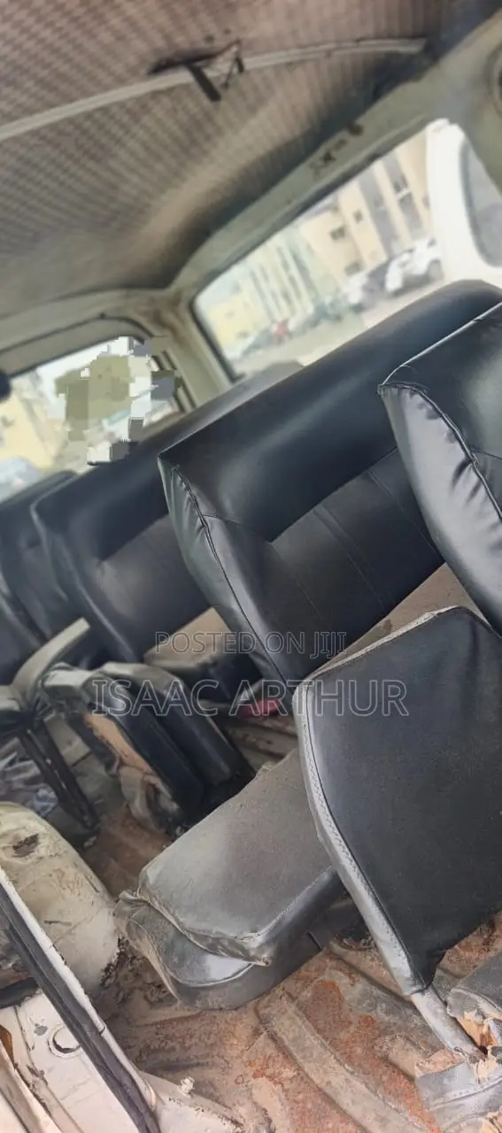 Toyota HiAce 2008 White