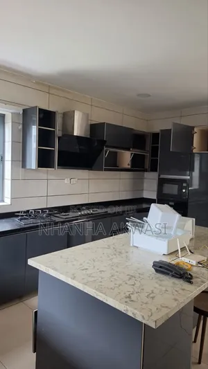 4bdrm House in Community 10, Sakumono for rent