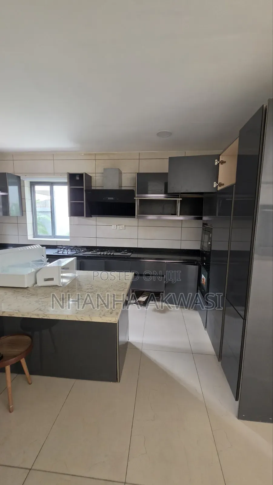 4bdrm House in Community 10, Sakumono for rent