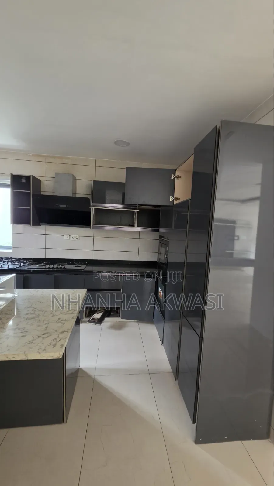 4bdrm House in Community 10, Sakumono for rent
