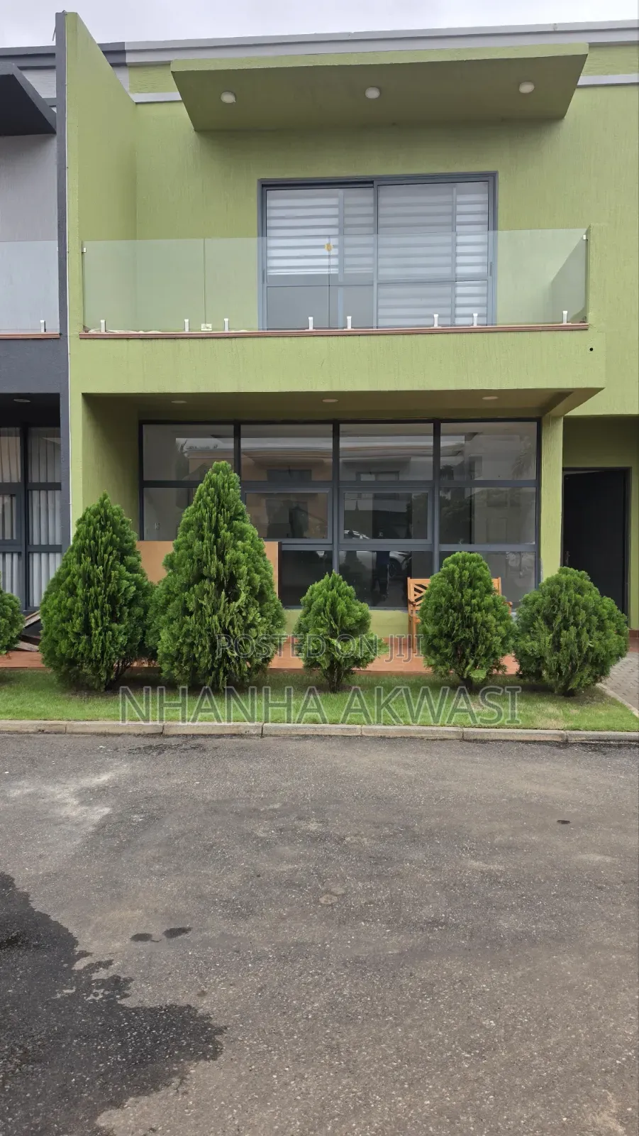 4bdrm House in Community 10, Sakumono for rent