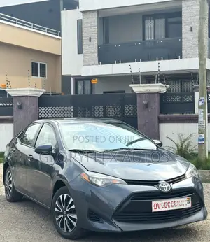 Toyota Corolla LE 4dr Sedan (1.8L 4cyl CVT) 2017 Gray