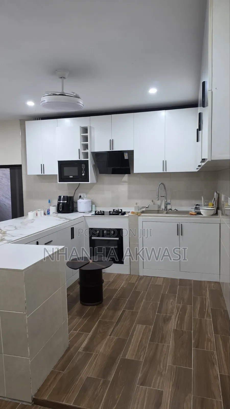 Furnished 3bdrm Apartment in Community 9, Sakumono for rent