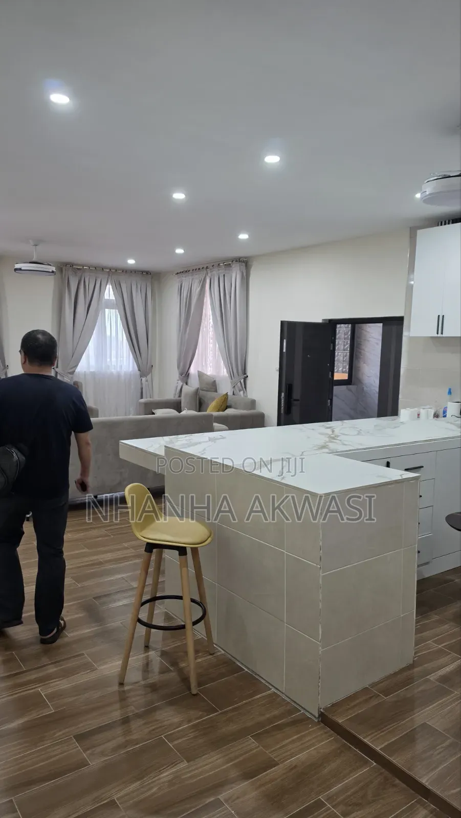Furnished 3bdrm Apartment in Community 9, Sakumono for rent