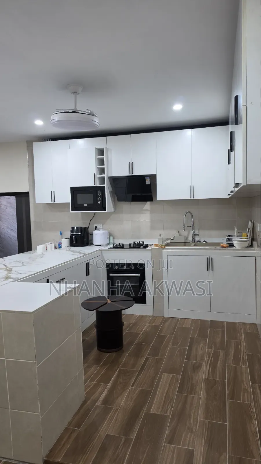 Furnished 3bdrm Apartment in Community 9, Sakumono for rent