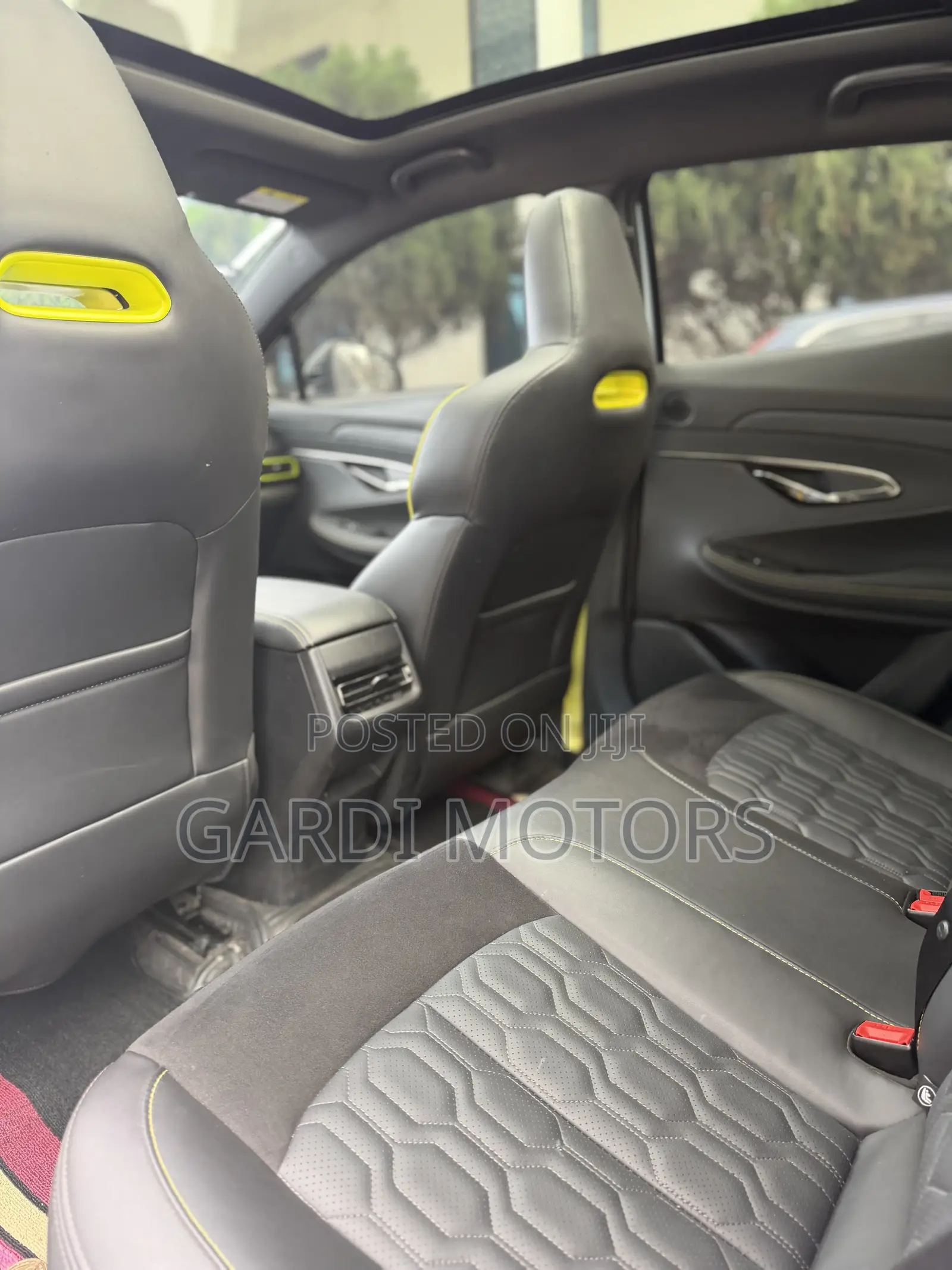 Changan UNI-T 1.5 FWD 2022 Silver