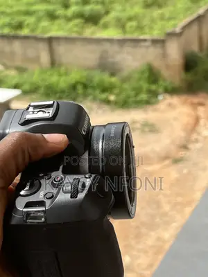 Canon Eos R With Canon Rf - Ef Adapter